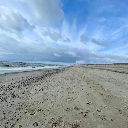 6 Person In Henne Сasa de vacaciones *