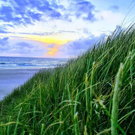 6 Person In Henne Henne Strand