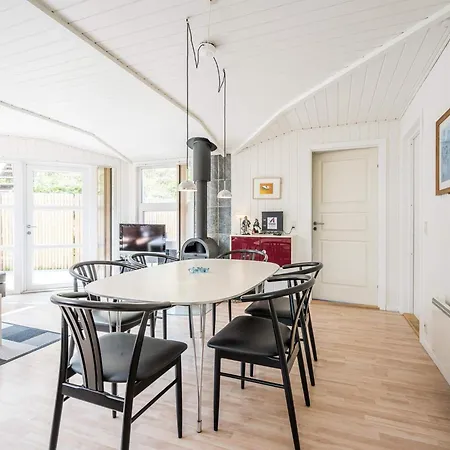 Semesterbostad 6 Person In Henne *